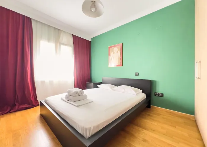 Apartament Homevision - Red - Prime Location Saloniki