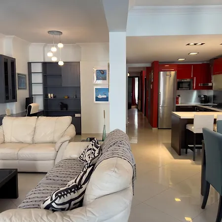 Homevision - Red - Prime Location Daire