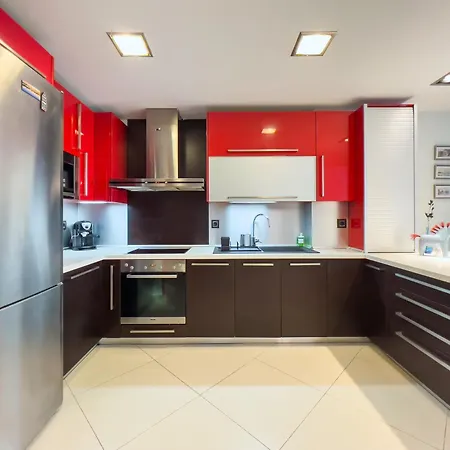 Homevision - Red - Prime Location Salonicco